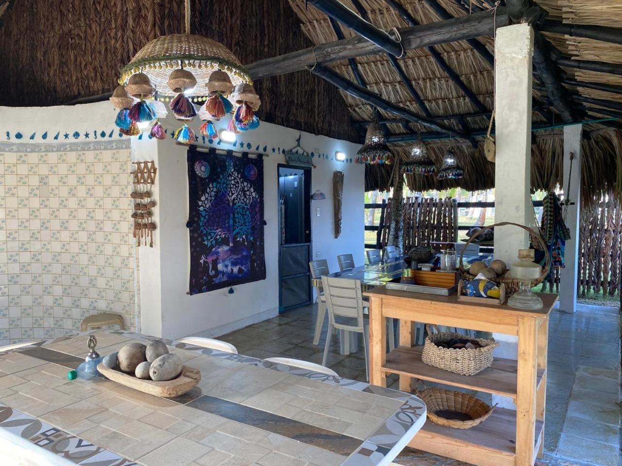 Zefiro Hostal San Bernardo del Viento Bagian luar foto